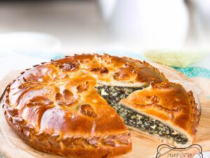 Пирог со шпинатом и брынзой